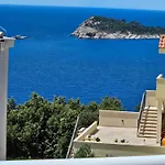 Ivana With A View *