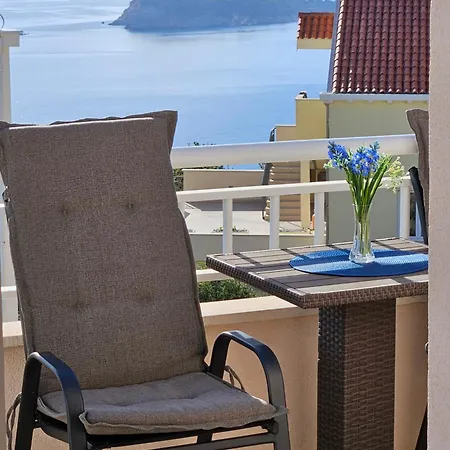 Apartment Ivana With A View *